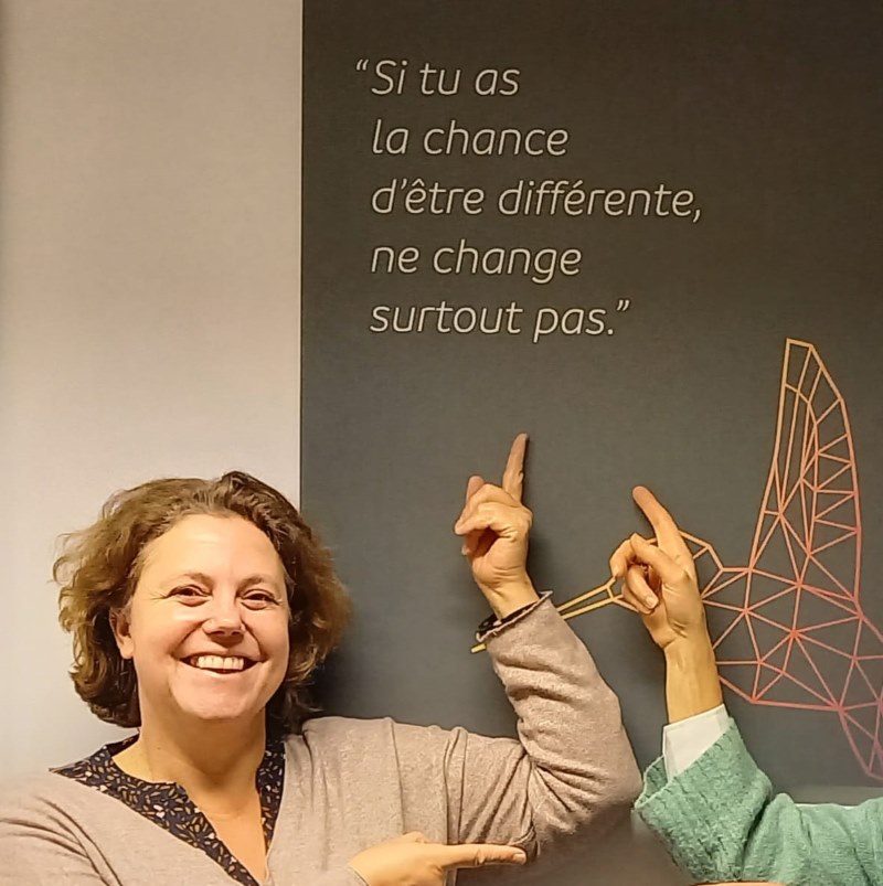 si-tu-as-la-chance-d-etre-differente-ne-change-surtout-pas-800-jpg.jpg